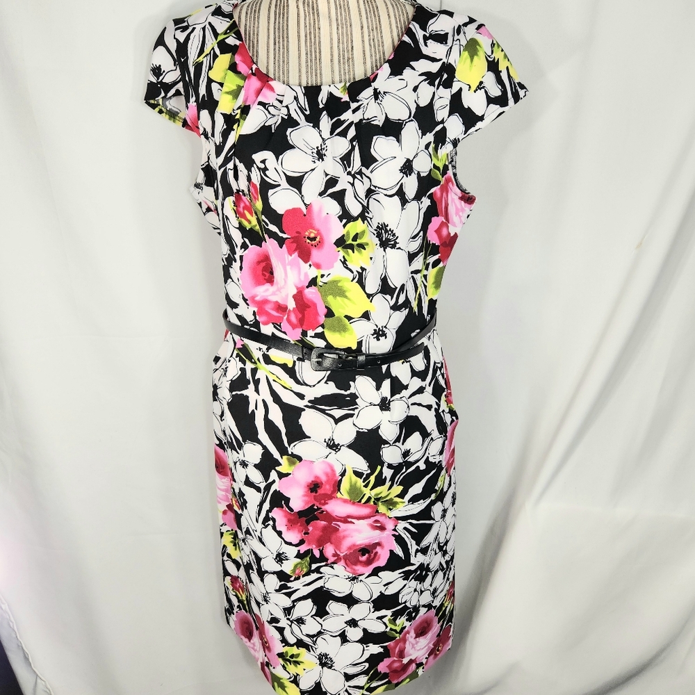 Emma & Michele NWOT Black White Multi Floral Cap Sleeve Dress wBelt Plus Size 16